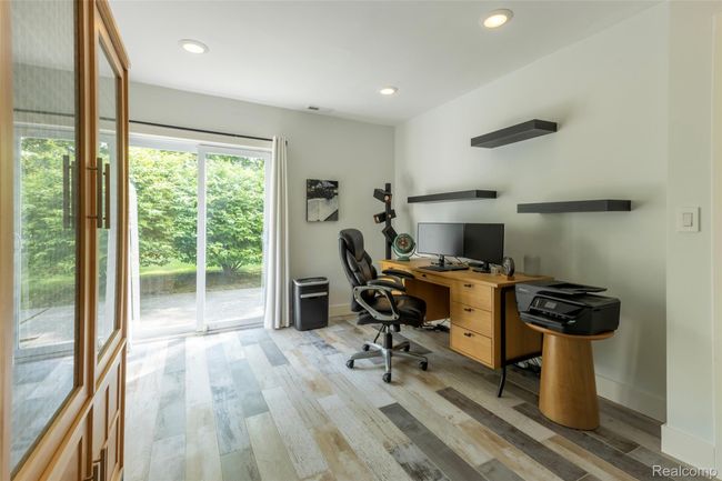 Bedroom 2 doorwall to side patio | Image 25