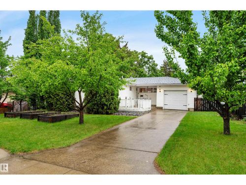 410 Conifer St, Sherwood Park, AB, T8A1M9 | Card Image