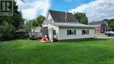 5072 Main St, House other with 3 bedrooms, 2 bathrooms and null parking in Oxford NS | Image 2