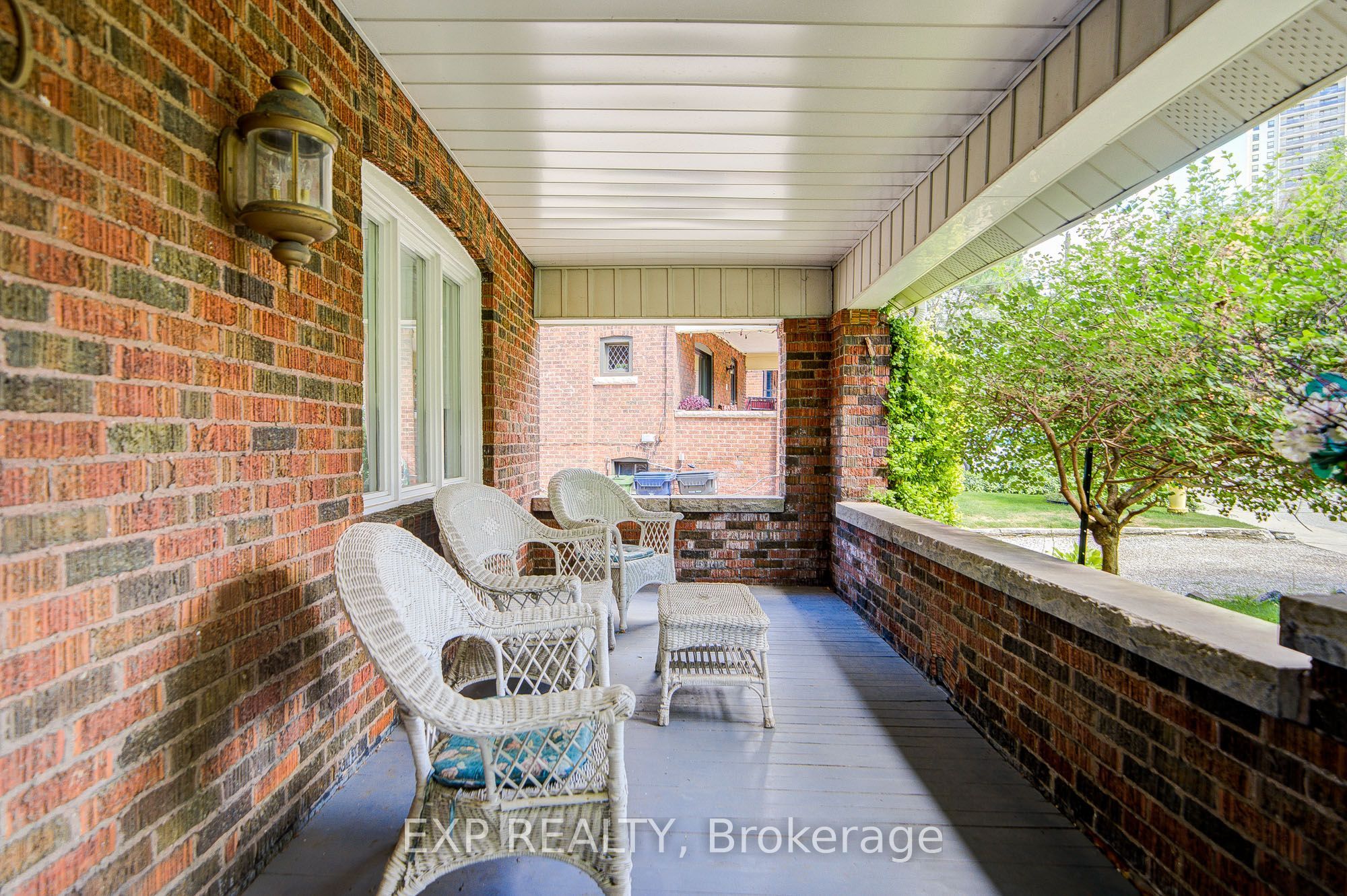 Residential in Toronto W04 5