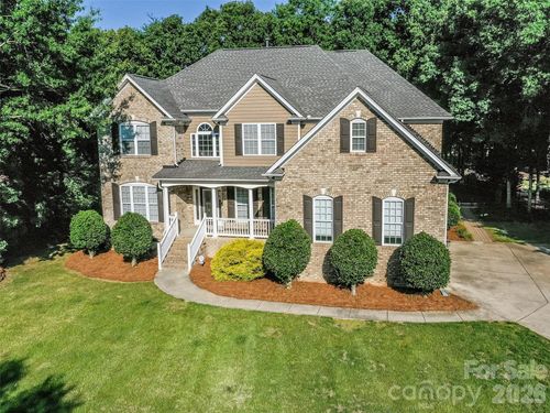 6167 Four Wood Dr, Matthews, NC, 28104-2289 | Card Image