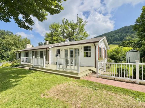 2643 Wades Gap Rd, Callaway, VA, 24067-2253 | Card Image