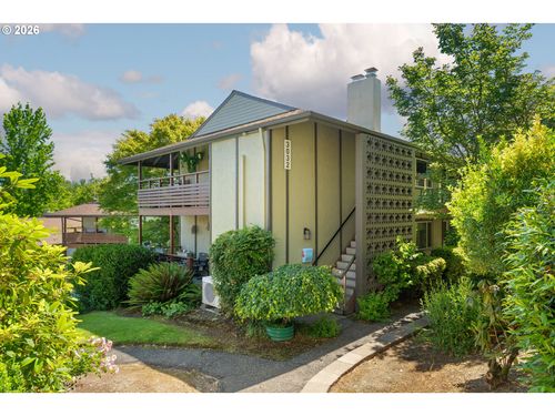 c-3032 Sw Florida Ct, Portland, OR, 97219-1870 | Card Image