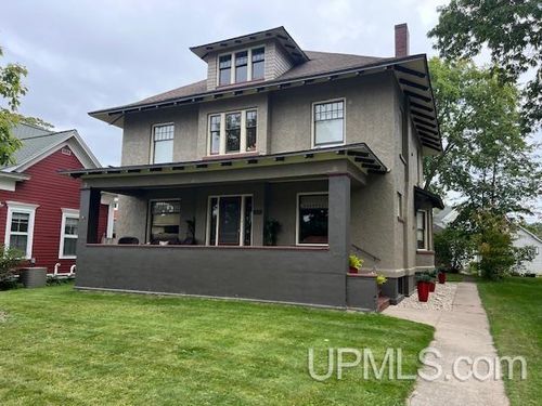 605 Ogden Avenue, Escanaba, MI, 49829 | Card Image