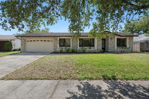 608 Wavecrest Drive, ORLANDO, FL, 32807 | Card Image
