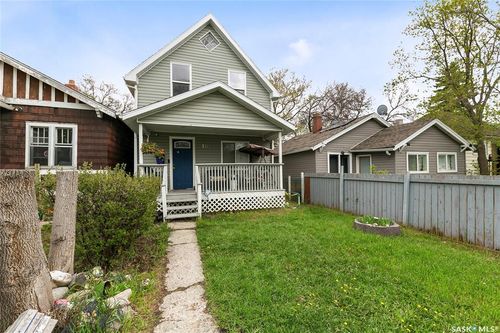 1357 Wascana Street, Regina, SK, S4T4J4 | Card Image