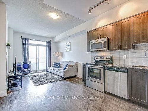 706-7890 Bathurst St, Thornhill, ON, L4J0J8 | Card Image