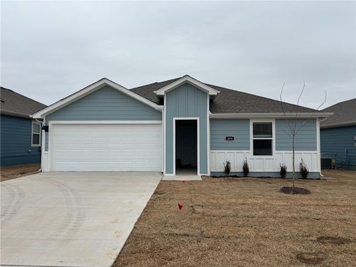 930 Rentley St, Prairie Grove, AR, 72753-4025 | Card Image