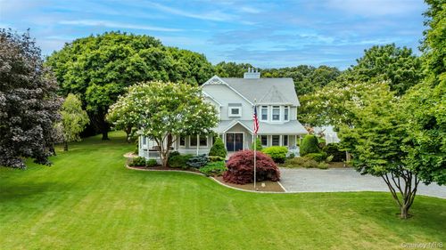 8-300 Private Rd, Southold, NY, 11971 | Card Image