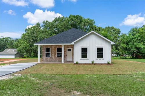 10190 Pecan St, Grand Bay, AL, 36541-4928 | Card Image