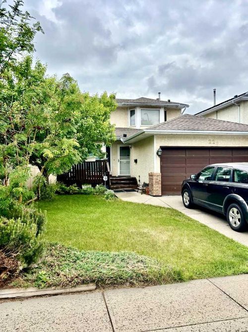 22 Riverside Close Se, Calgary, AB, T2C3L4 | Card Image