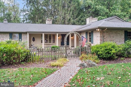 200 Chandler Ln, Wilmington, DE, 19807-1110 | Card Image