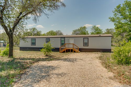 71 Spanish Oak Rd, Somerset, TX, 78069-4723 | Card Image