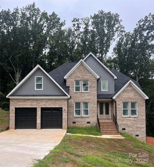236 Mark Ryan Ln, Dallas, NC, 28034-8803 | Card Image