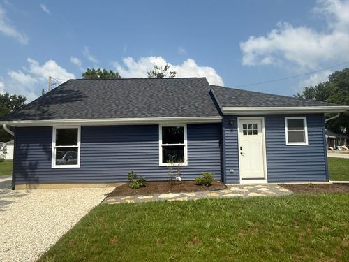 207 Longview Ct, Saint Marys, OH, 45885-1127 | Card Image
