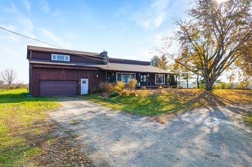 712 Daytown Rd, Delta, ON, K0E1G0 | Card Image