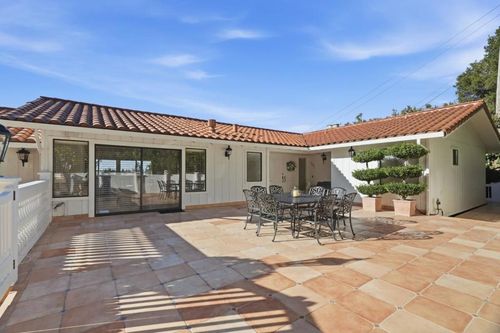 911 Matts Ct, Los Altos, CA, 94024 | Card Image