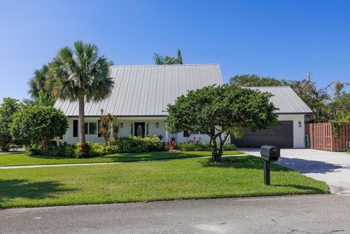 9200 Se Olympus St, Hobe Sound, FL, 33455-5417 | Card Image