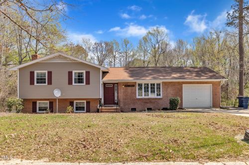 215 Longview Dr, Smithfield, NC, 27577-3014 | Card Image