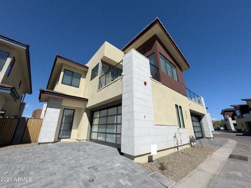 7-1 Easy St, Carefree, AZ, 85377-4417 | Card Image