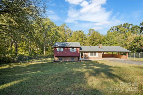 503 N 8th St, Bessemer City, NC, 28016-2135 | Card Image