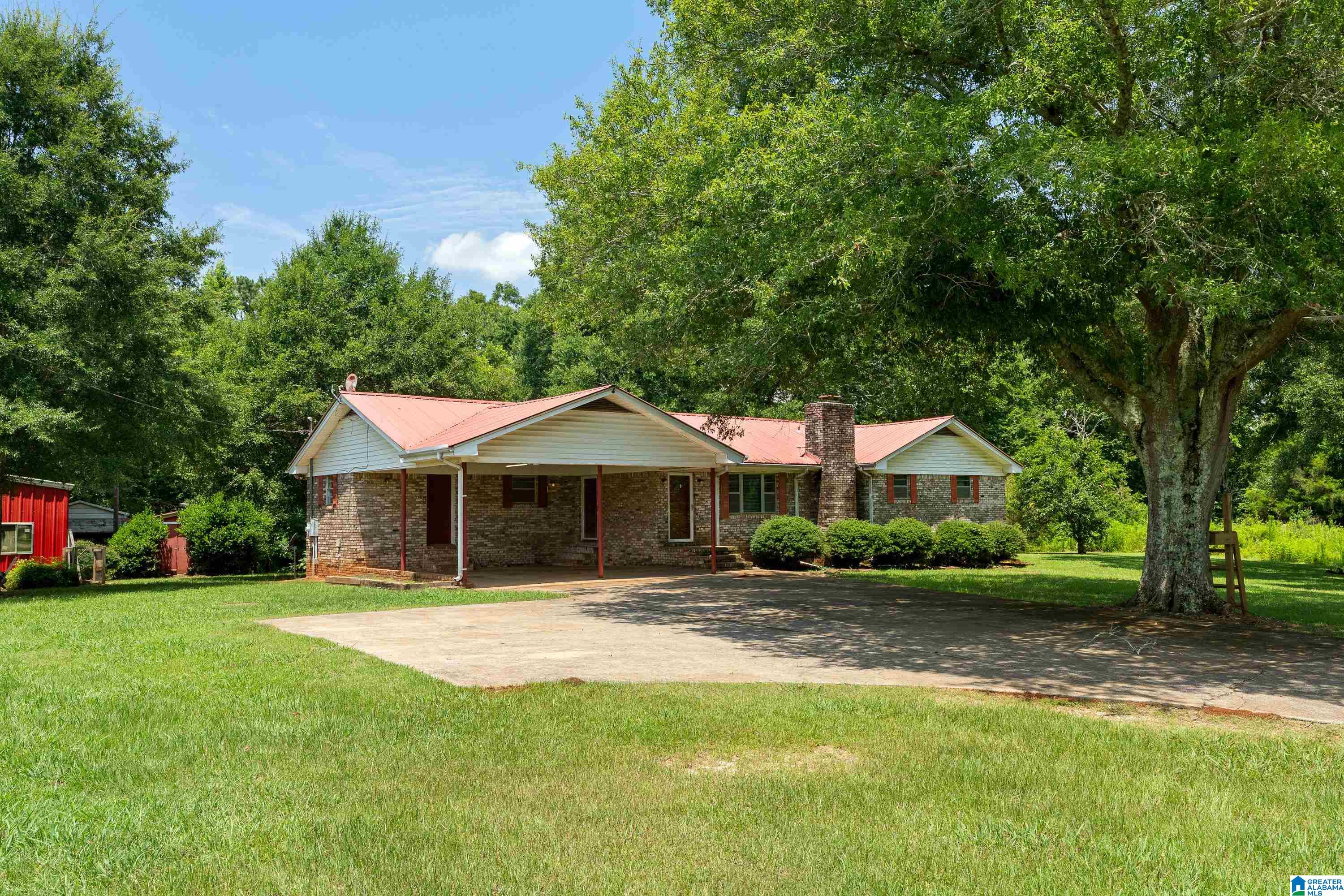 Residential in HARPERSVILLE 4