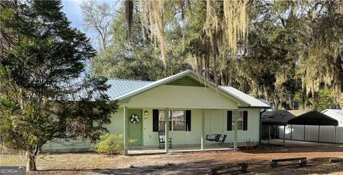 621 Dallas Cir, Folkston, GA, 31537-6809 | Card Image