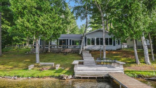 329 Birchwood Ln, Traverse City, MI, 49696-9462 | Card Image