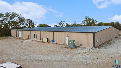 47250 Sd Highway 46, Beresford, SD, 57004-6401 | Card Image