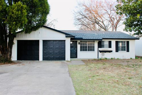 1511 Laurel Ln, Plano, TX, 75074-5267 | Card Image