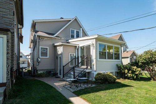 3156 S Kinnickinnic Avenue, Milwaukee, WI, 53207 | Card Image