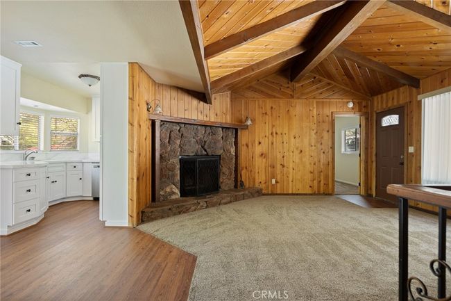 Open living room, kitchen dining combo | Image 5