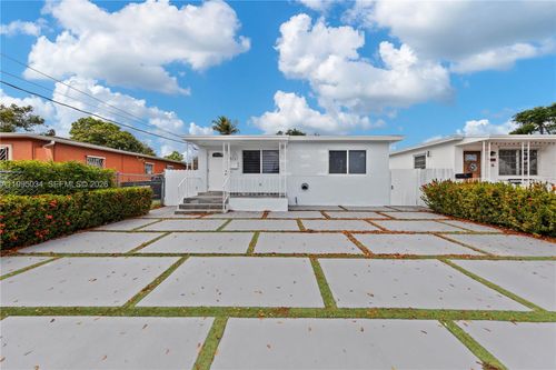 0-5727 Sw 3rd St, Miami, FL, 33144-3405 | Card Image
