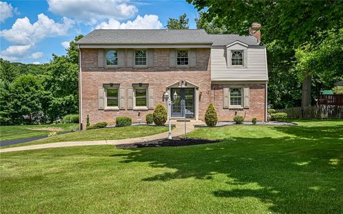 2276 Rochester Rd, Franklin Park, PA, 15237 | Card Image