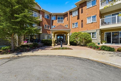 101-15 Heartwood Dr, Belleville, ON, K8P5P4 | Card Image