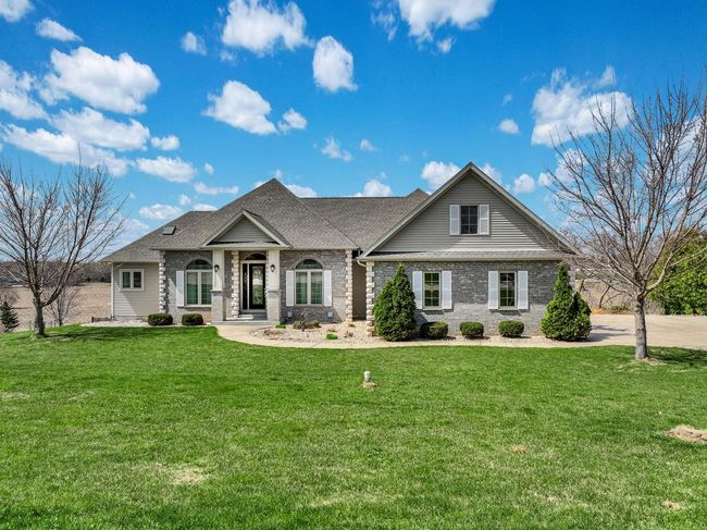 N1657 Carlin Rd, House other with 5 bedrooms, 3 bathrooms and null parking in Fort Atkinson WI | Image 8