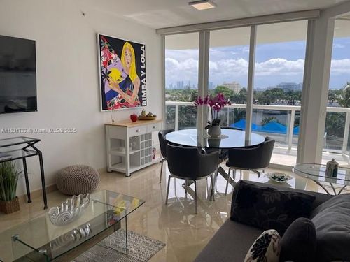 apt-706-4779 Collins Ave, Miami Beach, FL, 33140-3252 | Card Image