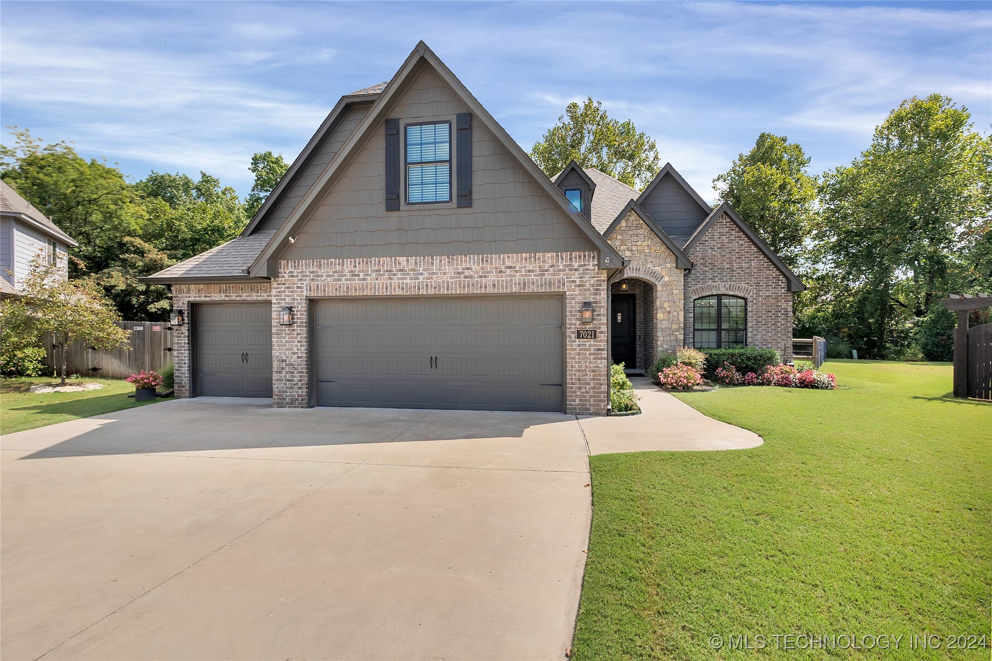 Chestnut Ave, Broken Arrow, OK 74011