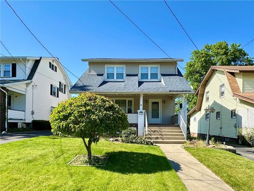 205 E Sheridan Ave, New Castle, PA, 16105-2560 | Card Image