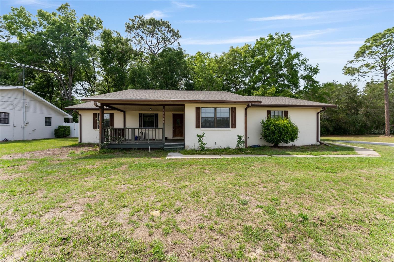 Residential in BELLEVIEW 2