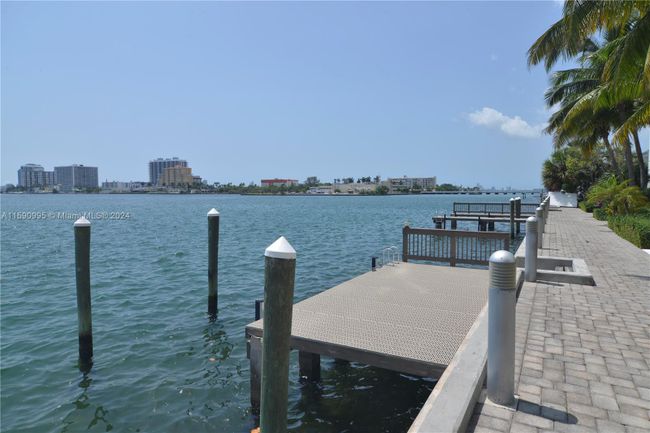 1202 - 7935 East Dr, Condo with 2 bedrooms, 2 bathrooms and null parking in North Bay Village FL | Image 68