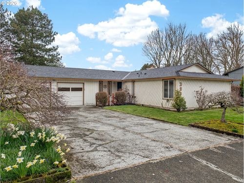 389 Se Palmblad Dr, Gresham, OR, 97080-1422 | Card Image