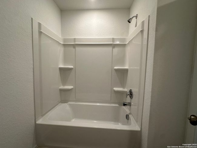 1003 Landon Rdg, House other with 4 bedrooms, 2 bathrooms and null parking in San Antonio TX | Image 12