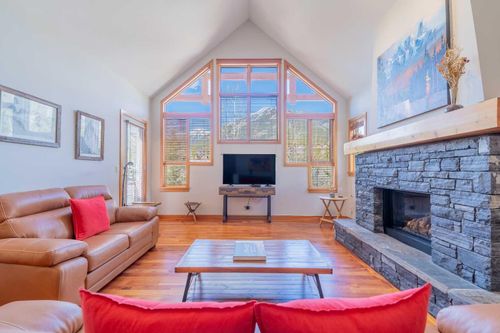302-801 Benchlands Trail, Canmore, AB, T1W0B6 | Card Image