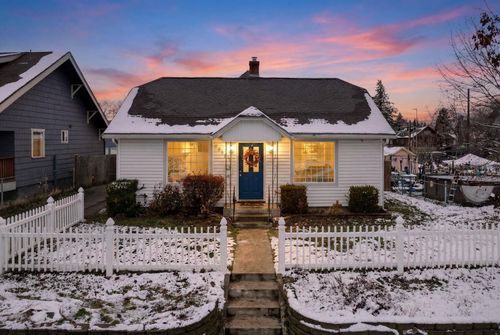 4609 N Lincoln St, Spokane, WA, 99205-1233 | Card Image