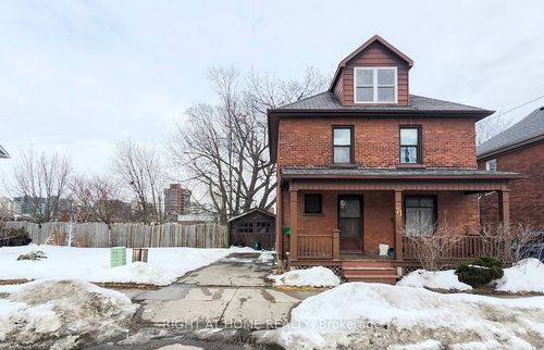 71 Nassau St, Oshawa, ON, L1J4A3 | Card Image