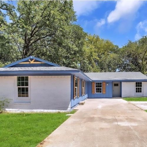 110 Pierce Dr, Mabank, TX, 75156-9044 | Card Image