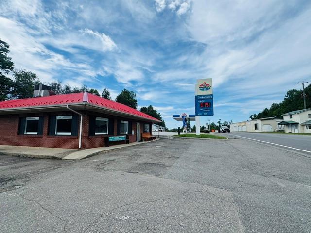 7786 Fancy Gap Hwy, Fancy Gap, VA 24328
