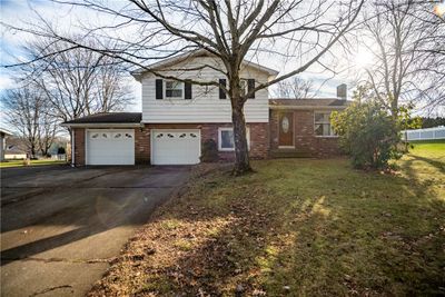 4850 Whippoorwill Dr, House other with 3 bedrooms, 2 bathrooms and 2 parking in Hermitage PA | Image 2