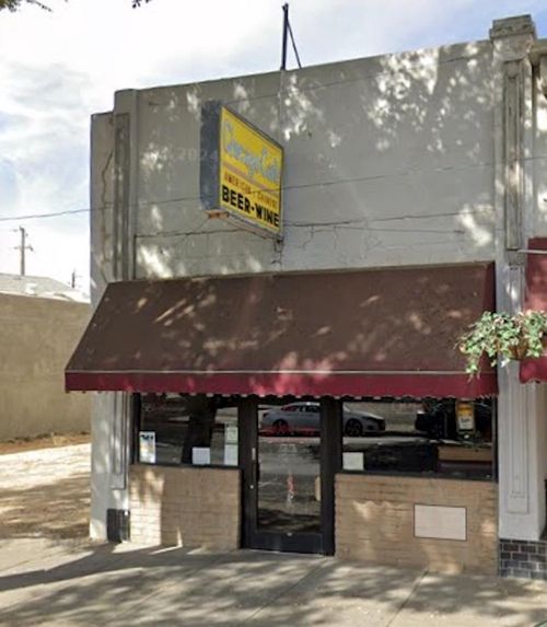 411 Main Street, Woodland, CA, 95695 | Card Image